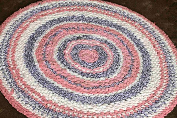 Crochet Rag Rug With Old Sheets