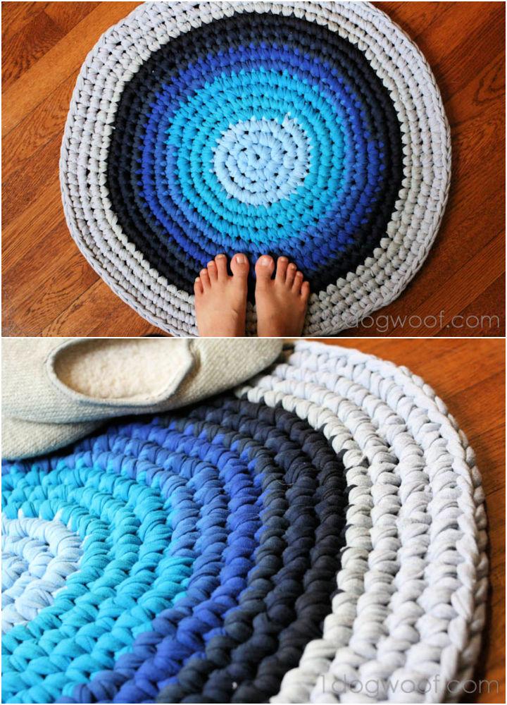 Crochet Rug from Repurposed T shirts 1