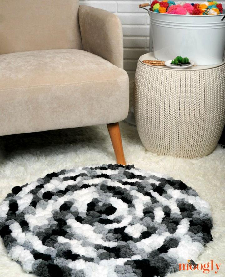 How to Crochet a Circle Rug