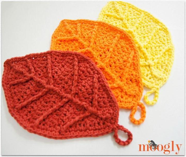 Crochet Autumn Leaf Pattern S