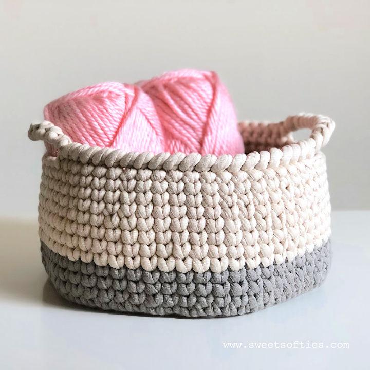 Crochet Basket With Handles