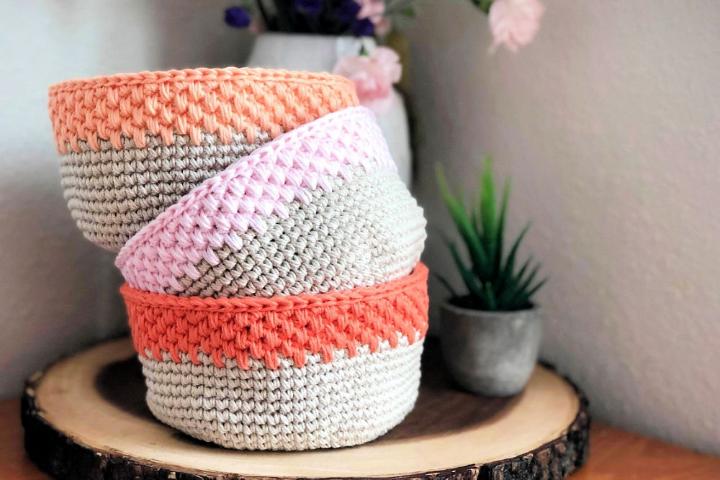 Glory to Glory Large Yarn Bowl | 5 in x 7 in Yarn Bowls for Crocheting Large | Unique Design Crochet Bowl | Pine Wood Crochet Bowls for Yarn | Yarn Holder for