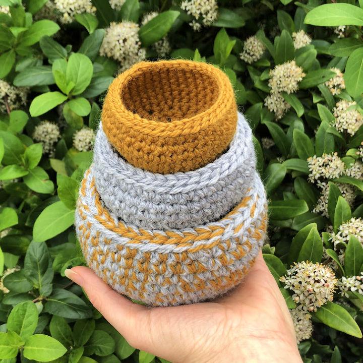 Crochet Bowls Pattern
