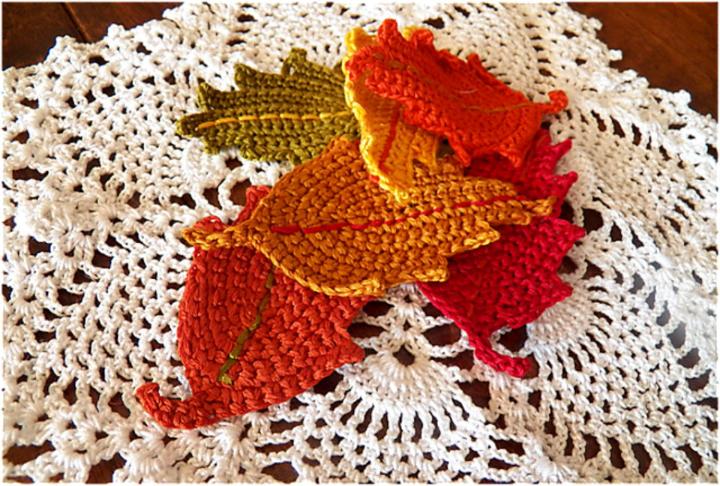 Crochet Fall Leaf