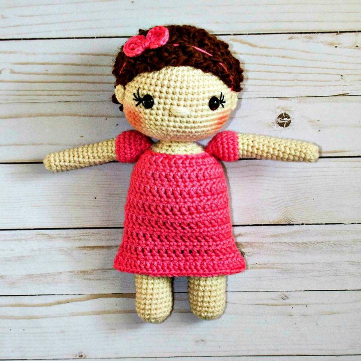 Free Crochet Doll The Friendly Mae Pattern