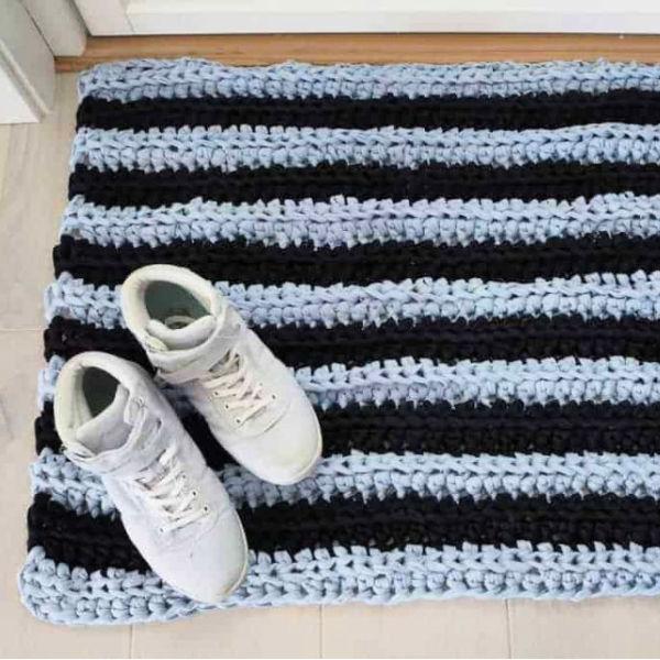 20 Free Crochet Rug Patterns With Bulky Yarn - Crochet Rugs