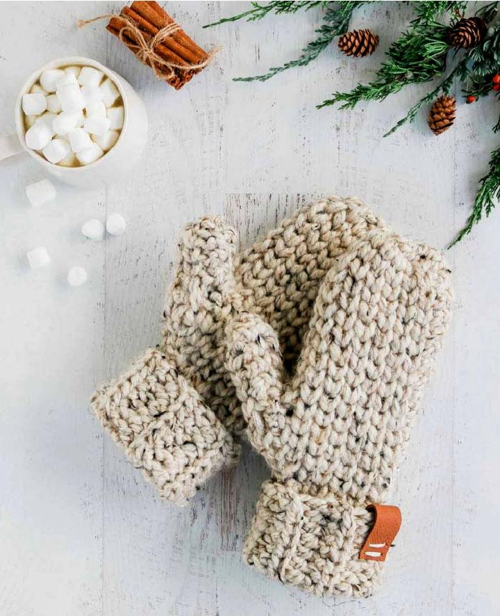 3 Hour Chunky Crochet Mittens – Free Pattern