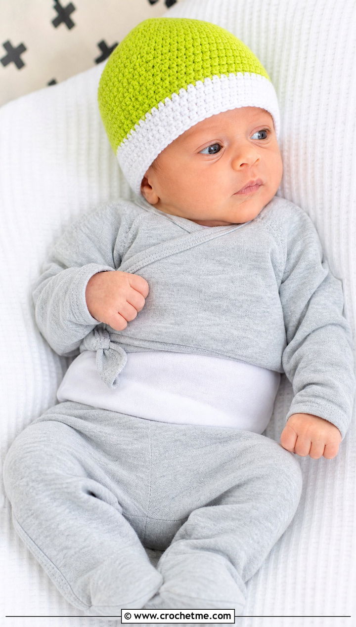 Color Block Crochet Beanie With Jogger Set - 25 premie crochet beanie outfit ideas