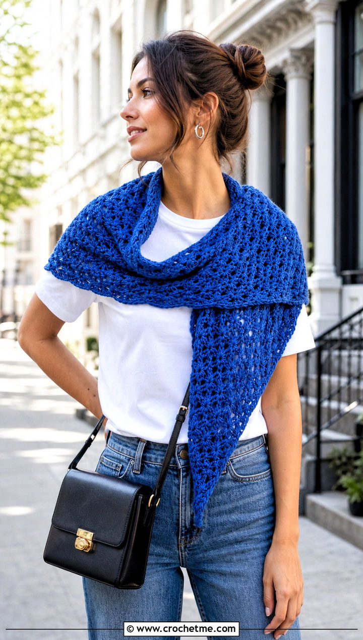 Triangle Star Stitch Crochet Shawl With Jeans - 30 star crochet shawl outfit ideas
